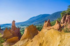 10-raisons-de-visiter-le-Colorado-provencal-de-Rustrel